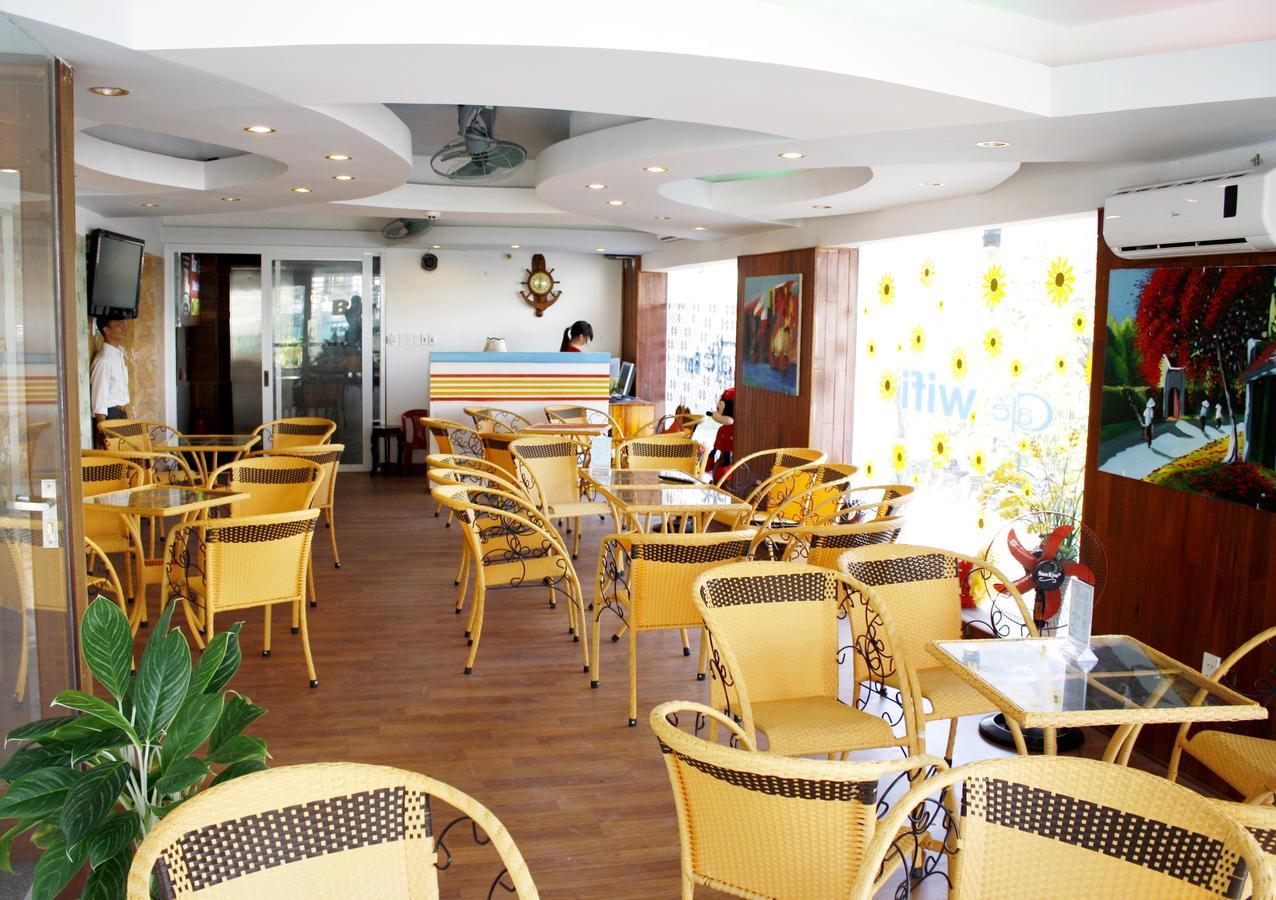Camry Hotel Da Nang Zewnętrze zdjęcie